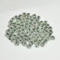 Set de cuentas de alfabeto de acrílico blanco de 7 mm con letras negras para creación de joyas - 7mm (Aprox. 4400 Piezas/500g) / Luminoso con Letras Negras