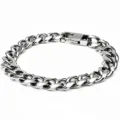 Macro close-up of a heavy stainless steel Cuban link bracelet for men in polished silver finish - Bracelet / 5mm Width, 18cm Length / Silver (Square Clasp)