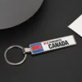 Vista dettagliata di portachiavi rettangolare in metallo con design Toronto Canada. - Stile Toronto (Stile 8)
