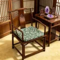 Chinesischer Massivtholzsessel mit gruenem Blumenkissen fuer Teestube und Wohnzimmer-Dekoration. - 45x45cm / Schatten Grün