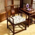 Traditionelles chinesisches Massivholz Sesselkissen mit botanischem Druck Sitzauflage - 45x45cm / Schatten Beige