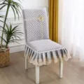 Housse de chaise matelassée grise avec broderie en dentelle, jupe élégante pour salle à manger. - L / Housse rembourrée chinoise fleurs élégantes grises