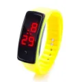 Reloj deportivo digital táctil LED amarillo para niños con correa de silicona suave - Amarillo