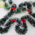 Guirnalda navideña verde oscuro con puntas blancas y lazos rojos decoración - 5 Lazos / Verde Oscuro (Con 5 Lazos Rojos)