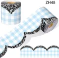 Detalle de borde de tablero azul claro de cuadros con borde ondulado mármol negro - Estilo de Borde Festoneado (ZH48) / 10 Metros / Cuadros Azul Claro