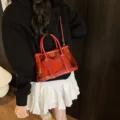 Petit sac cabas en PVC rouge transparent avec bandoulière réglable de style coréen - Sac Seul / Rouge