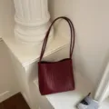 Minimalist French style burgundy woven leather shoulder bag for women's daily commuting - Wine Red Bag Only