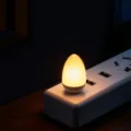 USB LED Nachtlicht Stecker Warme Ambiente Lampe für Powerbank Laptop Auto USB Ports - Neue USB-Simulations-Flammenlampe