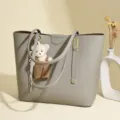 Bolso tote gris minimalista de gran capacidad para mujer con un lindo colgante de oso - Gris
