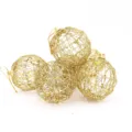 Dettaglio di palline di Natale in filo dorato traforato con glitter - 6cm (Confezione da 6) / Oro