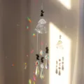 Detailopname van een paddenstoel kristallen zonvanger met regenbooglichteffecten - Obsidiaan