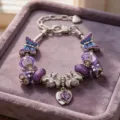 Elegante braccialetto con ciondoli fai-da-te viola con farfalle e api in una scatola - 16cm / Stile Viola Misterioso (Z-002)