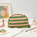 Modern dopamine style striped shell-shaped makeup bag with pink and green horizontal patterns - Green Stripe