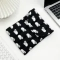 Detalle de la funda acolchada para portátil de 15 pulgadas con gatos blancos - 11" / Negro Gato Blanco