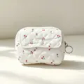 Pequeña bolsa de almacenamiento blanca acolchada con diseño de cerezas y anilla para auriculares - 12*1.5*9cm / Blanco con Cerezas