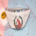 Riñonera blanca de lentejuelas con diseño de unicornio, corona floral y ribete holográfico - Unicornio Único sobre Fondo Blanco