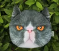 Realistische Umhängetasche in Katzenkopf-Optik mit Metallkette und orangefarbenen Augen - Grau und Weiß (猫8)