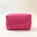 Grote roze cosmetische tas met wafelstructuur en toiletartikelen opbergtas. - Klein (15*8*9cm) / Rozerood