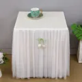 Copertura antipolvere trapuntata per comodino con elegante gonna in rete bianca e fiocco di tulipano. - 50*40*A 45 cm / Serie tulipano romantico - Bianco