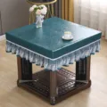 PU Leder Elektro Heizung Tischabdeckung mit weisser Spitzenborte fuer Mahjong und Esstisch. - 60x60 cm mit 24 cm hängender Kante / Wasserdichte und ölabweisende blaue Spitze