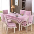 Set de nappe de table à manger et housses de chaise en velours rose avec bordure en dentelle. - Coussin de Chaise Seul / Velours italien rose monobloc