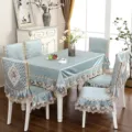 Gesteppte Tischdecke und Stuhlkissen Set mit eleganter floraler Spitzenborte für Esszimmer. - Jinyumantang Chinesisch Blau