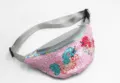 Süße rosa Pailletten Kinder Bauchtasche mit bunten Cartoon Einhorn Motiven für Mädchen - Two unicorns