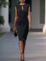 Elegante abito vintage nero senza maniche con vita a pieghe e scollatura a goccia - Taglia S / Nero