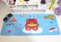 Große niedliche blaue Schreibtischunterlage mit Comic-Bär und 'Miss You' Motiv für den Tisch - Cartoon Serie 2