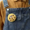 Cute cartoon cookie plush brooch accessory pinned on blue denim overalls for clothing decor - Brooch / Yellow (Happy Face)