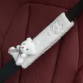 Funda de felpa suave crema para cinturón de coche con un lindo osito de peluche 3D - Oso Blanco