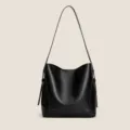 Elegante bolso de cubo de cuero negro minimalista con gran capacidad para el viaje diario - Negro