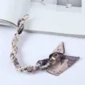 Elegante parel- en zijden sjaal keycord met gouden sluitingen voor telefoonhoesje - Roze Paars Chinese Stijl (K176-1)