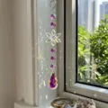 Acchiappasole in cristallo a fiocco di neve con perle viola e prisma a goccia per la finestra - Fiocco di neve acrilico - forma a pera