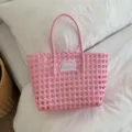 Handgefertigte rosa geflochtene Korbtasche für den Sommerstrand im Dopamin-Stil - Gefüttert / Hellrosa