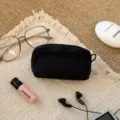 Elegant mini solid black lipstick and small accessory storage pouch for daily travel - 13x4x7cm / Black