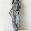 Damen lässiges zweiteiliges Set sommerliches ärmelloses Top und Retro Karo Freizeithose. - Hellblau