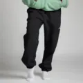 Set tuta felpata invernale autunnale casual monocolore con pantaloni e felpa con tasca. - Taglia S / Pantaloni e gonne / Nero