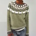 Women round neck colorblock long sleeve knit sweater detailed view showcasing cozy winter pullover. - S / Tops / Green