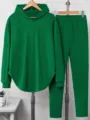 Conjunto de loungewear verde texturizado con sudadera con capucha y pantalones detalle. - S / Top y Pantalones / Verde