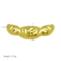 Gros plan détaillé du pendentif cacahuète plaqué or lisse montrant les dimensions et le poids clairs. - Forme d'Arachide Organique (DN260425-B) Pendentif Seul (Sans Chaîne)