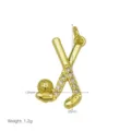 Dettaglio di un ciondolo a mazze da golf dorate con accenti in zirconia bianca - Stile Mazza da Golf (DN260521-E) / Ciondolo Solo (Senza Catena)