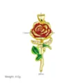Vergoldeter Rosenblüten Anhänger Detailansicht, romantischer Halsketten Accessoire Design. - Rot und Grüne Emaille Strass Rose Anhänger (DN260524-P) / Nur Anhänger (Ohne Kette)