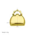 Vista dettagliata del ciondolo a forma di borsa placcato oro con dimensioni precise. - Stile Borsa Tote (DN260328-D) (Ciondolo Solo (Senza Catena))