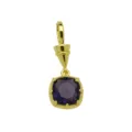 Detailaufnahme eines stilvollen runden lila Zirkonia Anhängers aus 18K vergoldetem Kupfer. - Quadratischer Stil (DN260316-S)