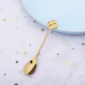 Kreativer Edelstahl Löffel in Gold mit Kleeblatt-Griff, ideal für Desserts, Kaffee und Kuchen. - 304 Titangold Vierklee-Löffel / Gold