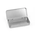 Rechthoekige metalen blikken opbergdoos container met klapdeksel voor kleine artikelen verpakking - 128x55x20mm Zilver