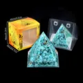 Natürlicher Kristall Kies Pyramide Harz Handwerk Heim Dekor Geschenk Boxed Blaue Ornament - D2 Blaues Türkis + Symbol Stil / Einzelstück