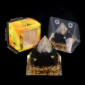 Natürlicher Kristall Pyramide Harz Ornament mit Geschenkbox, Energie Deko Stein. - G2 (Schwarz-Weiß-Stil) / Einzelstück