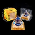 Natürlicher Kristall Pyramide Deko mit Amethyst Kugel und Goldfolie Geschenkbox - Widder Amethyst Stil (X3) / Einzelstück